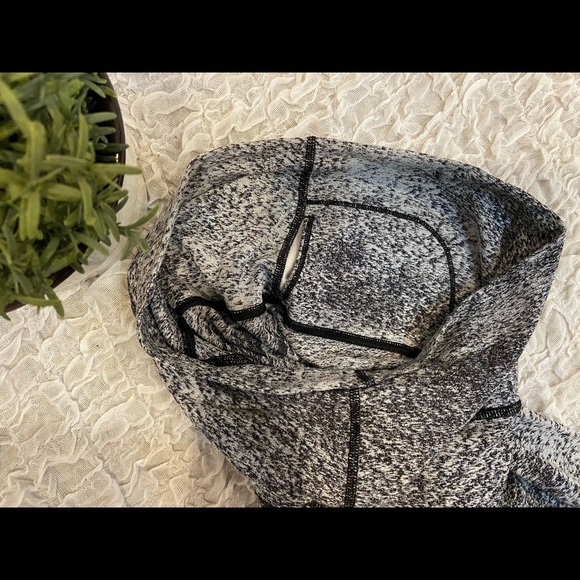 Lululemon Wunder Under Tights Luon High Rise Yoga Workout Barre Leggings size 6 - Picture 5 of 7